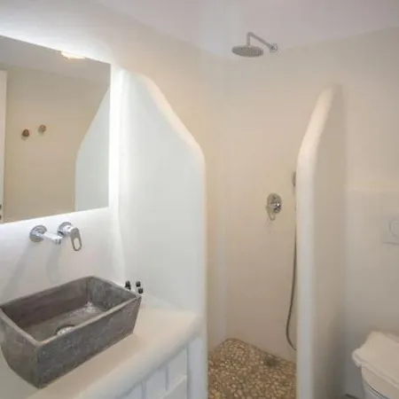 Willa Luna Bianca, Located In Stelida Naxos Area. *